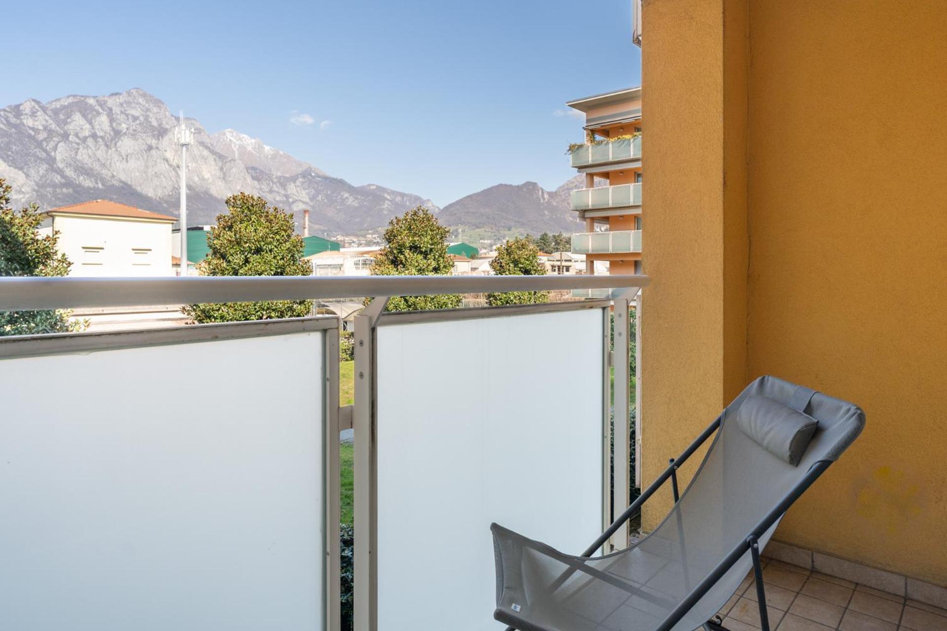 Large Well-Equipped Appartement Near Como Lake Lecco Exterior foto